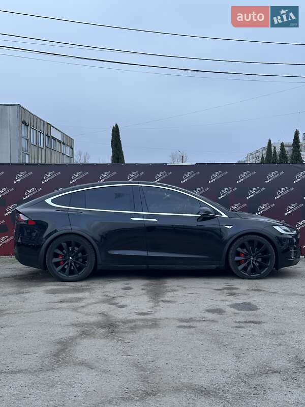 Позашляховик / Кросовер Tesla Model X 2016 в Сумах