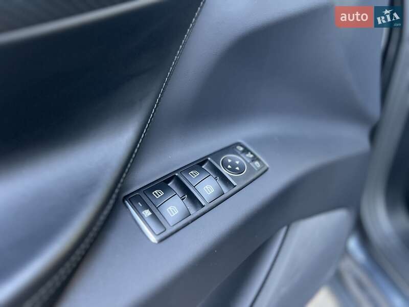 Внедорожник / Кроссовер Tesla Model X 2018 в Львове фото 30 Внедорожник / Кроссовер Tesla Model X 2018 в Львове