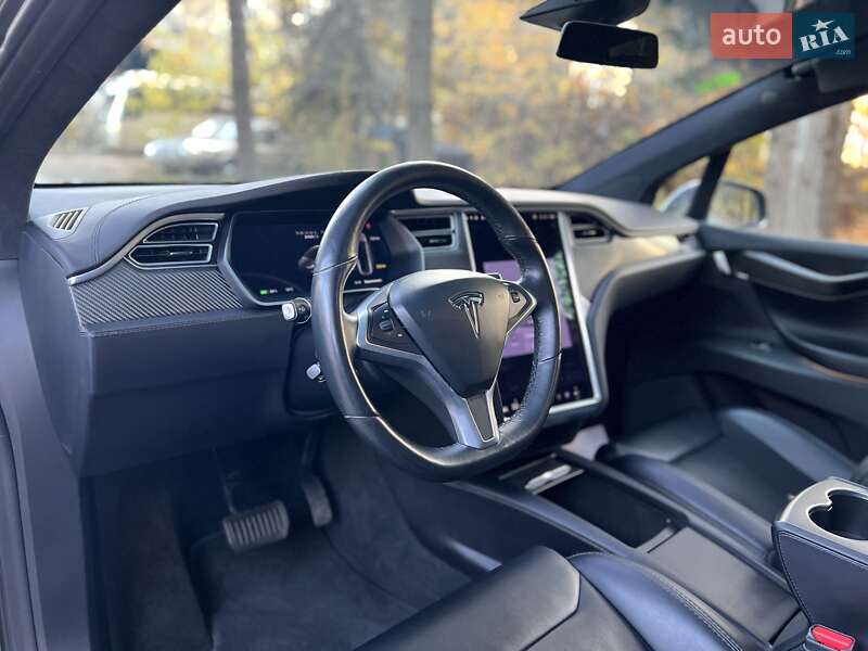 Внедорожник / Кроссовер Tesla Model X 2018 в Львове фото 32 Внедорожник / Кроссовер Tesla Model X 2018 в Львове