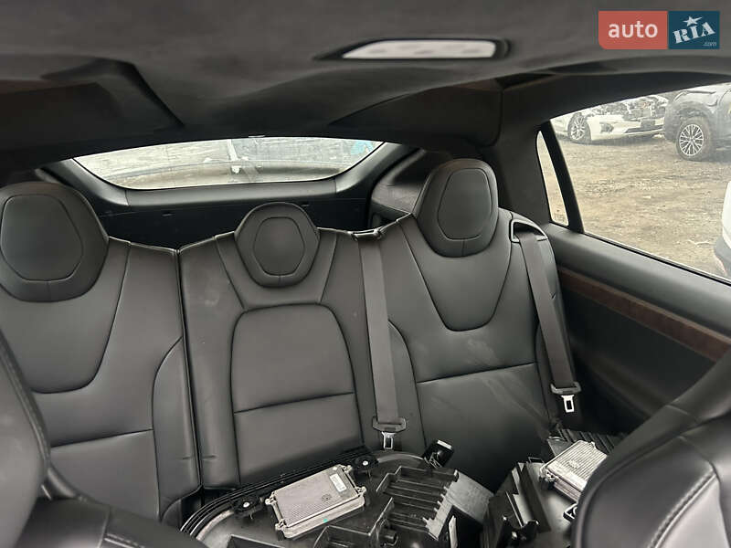 Позашляховик / Кросовер Tesla Model X 2019 в Одесі
