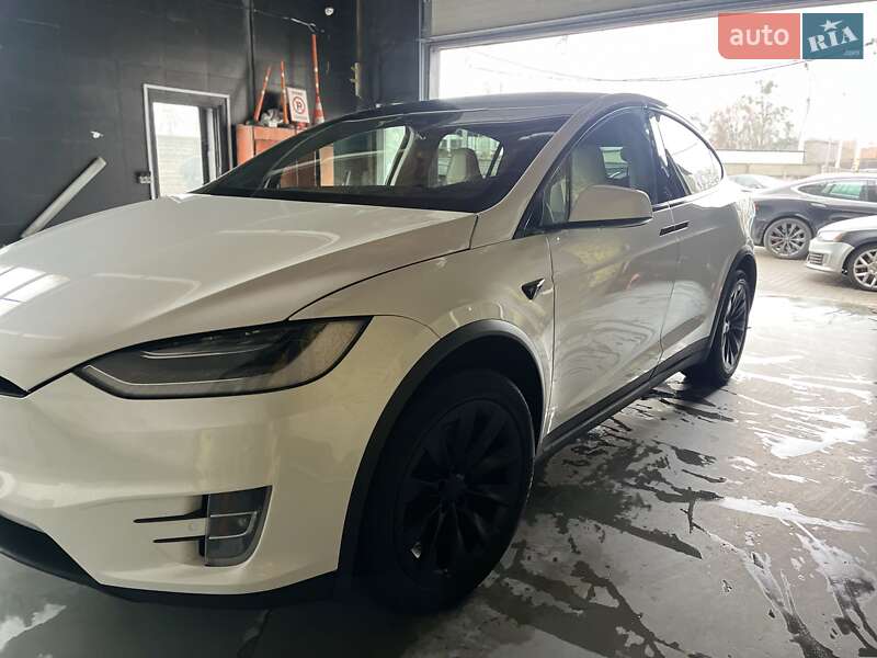 Внедорожник / Кроссовер Tesla Model X 2019 в Львове фото 3 Внедорожник / Кроссовер Tesla Model X 2019 в Львове