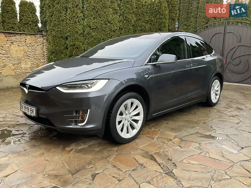 Tesla Model X