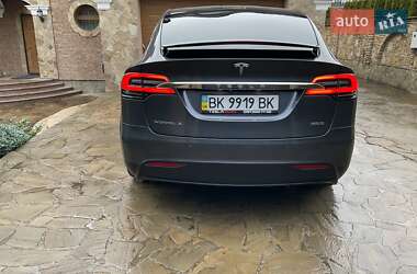 Внедорожник / Кроссовер Tesla Model X 2019 в Ровно