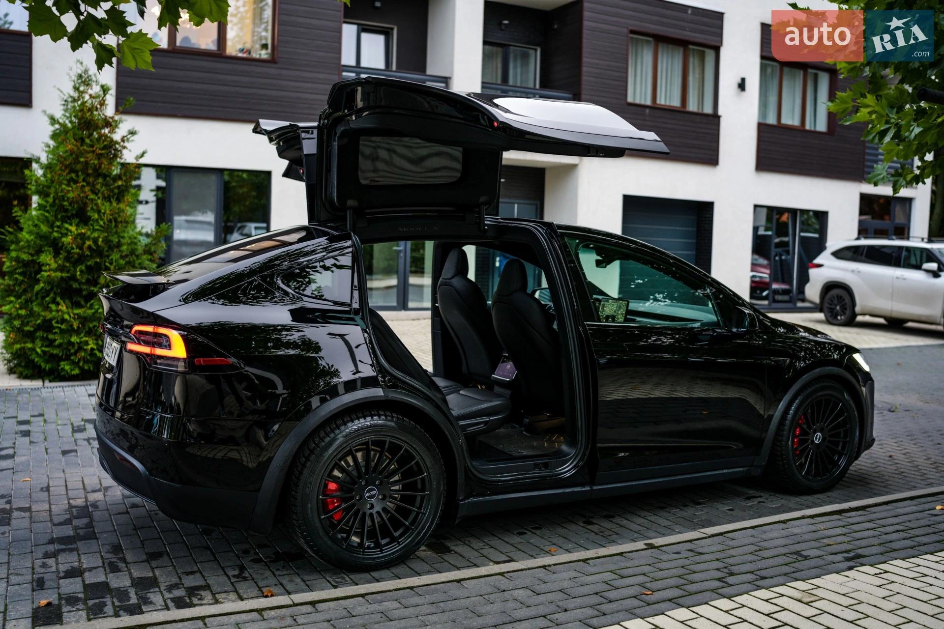 2022 Tesla Model X - мініатюра 25