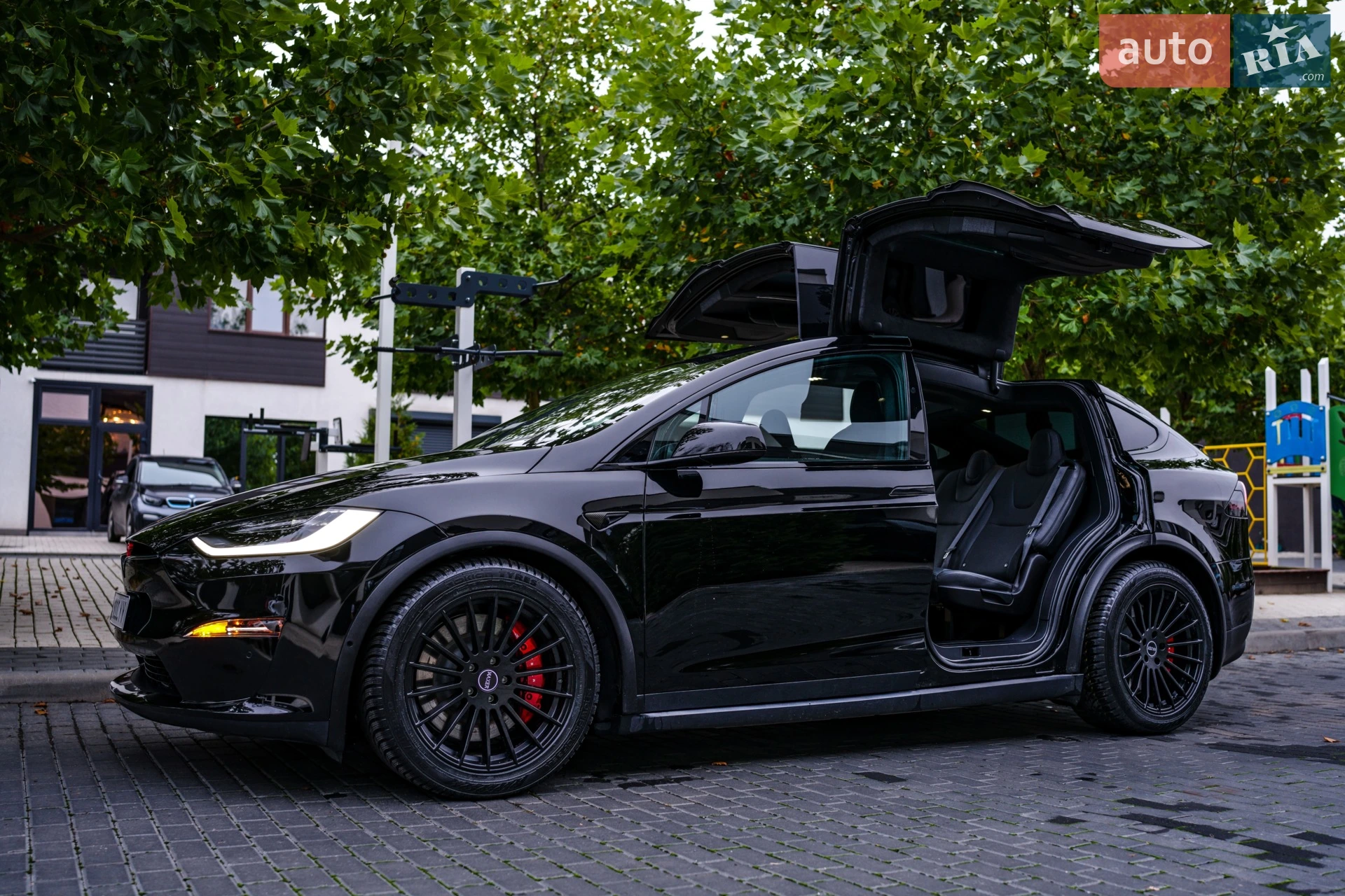 2022 Tesla Model X - мініатюра 38