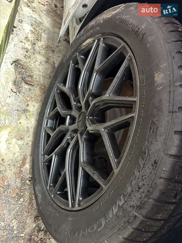 Внедорожник / Кроссовер Tesla Model X 2019 в Киеве фото 22 Внедорожник / Кроссовер Tesla Model X 2019 в Киеве