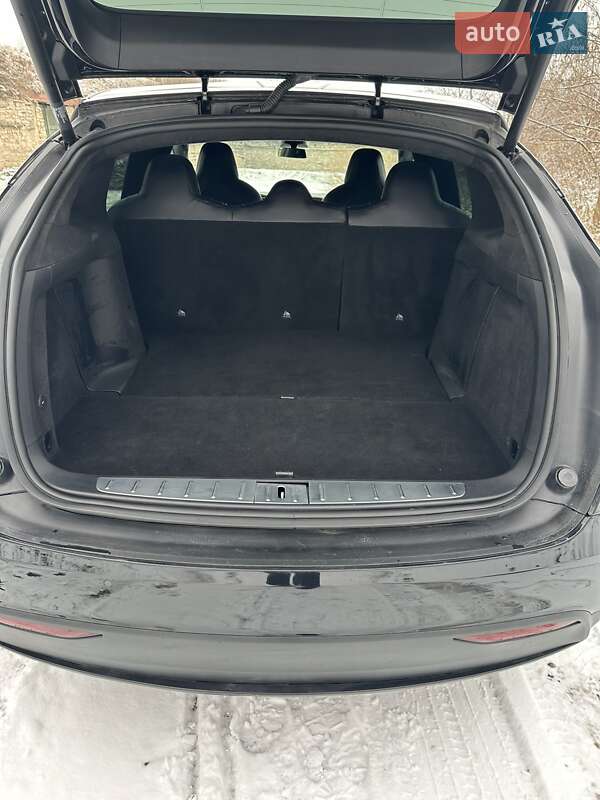 Внедорожник / Кроссовер Tesla Model X 2017 в Золочеве фото 15 Внедорожник / Кроссовер Tesla Model X 2017 в Золочеве