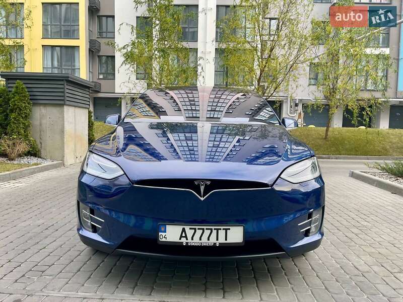 Внедорожник / Кроссовер Tesla Model X 2017 в Днепре фото 6 Внедорожник / Кроссовер Tesla Model X 2017 в Днепре