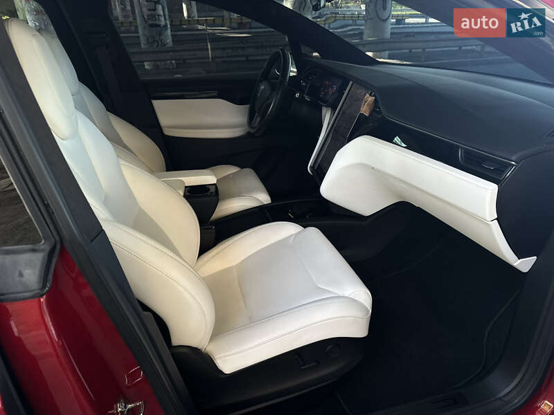 Внедорожник / Кроссовер Tesla Model X 2018 в Одессе фото 18 Внедорожник / Кроссовер Tesla Model X 2018 в Одессе