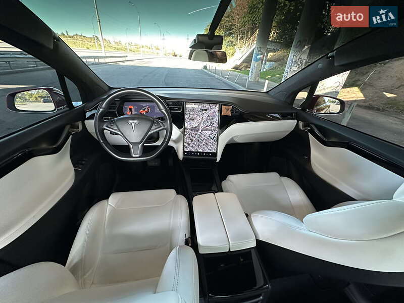 Внедорожник / Кроссовер Tesla Model X 2018 в Одессе фото 29 Внедорожник / Кроссовер Tesla Model X 2018 в Одессе