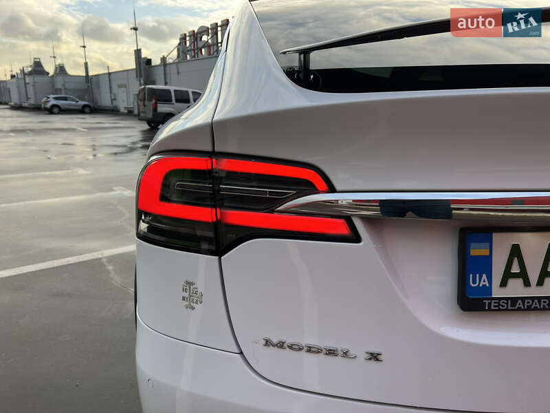 Внедорожник / Кроссовер Tesla Model X 2016 в Киеве фото 12 Внедорожник / Кроссовер Tesla Model X 2016 в Киеве