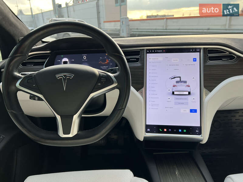 Внедорожник / Кроссовер Tesla Model X 2016 в Киеве фото 34 Внедорожник / Кроссовер Tesla Model X 2016 в Киеве