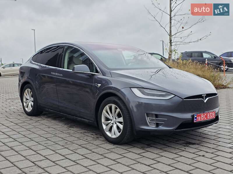 Внедорожник / Кроссовер Tesla Model X 2017 в Ровно фото 12 Внедорожник / Кроссовер Tesla Model X 2017 в Ровно
