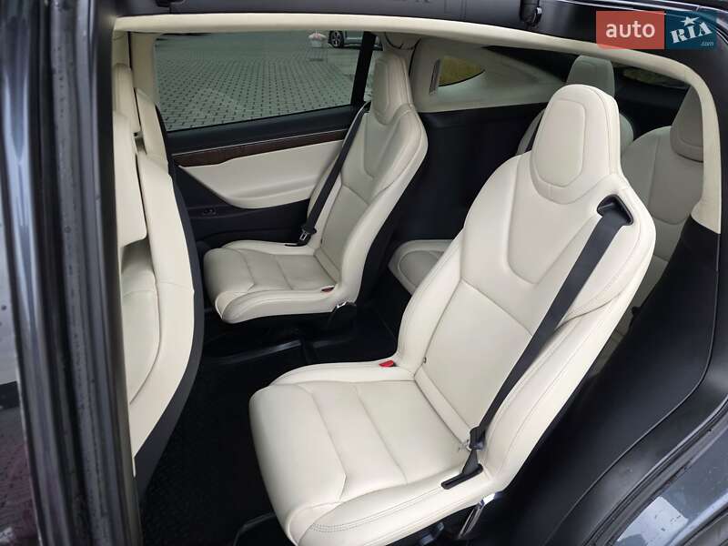 Внедорожник / Кроссовер Tesla Model X 2017 в Ровно фото 21 Внедорожник / Кроссовер Tesla Model X 2017 в Ровно