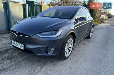 Позашляховик / Кросовер Tesla Model X 2018 в Києві