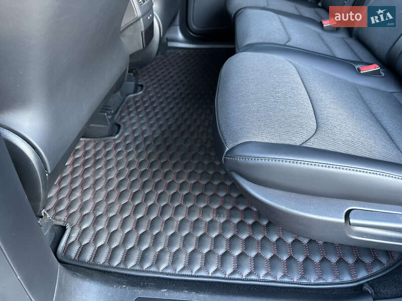 Внедорожник / Кроссовер Tesla Model X 2018 в Киеве фото 14 Внедорожник / Кроссовер Tesla Model X 2018 в Киеве