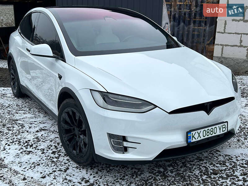 Позашляховик / Кросовер Tesla Model X 2018 в Харкові