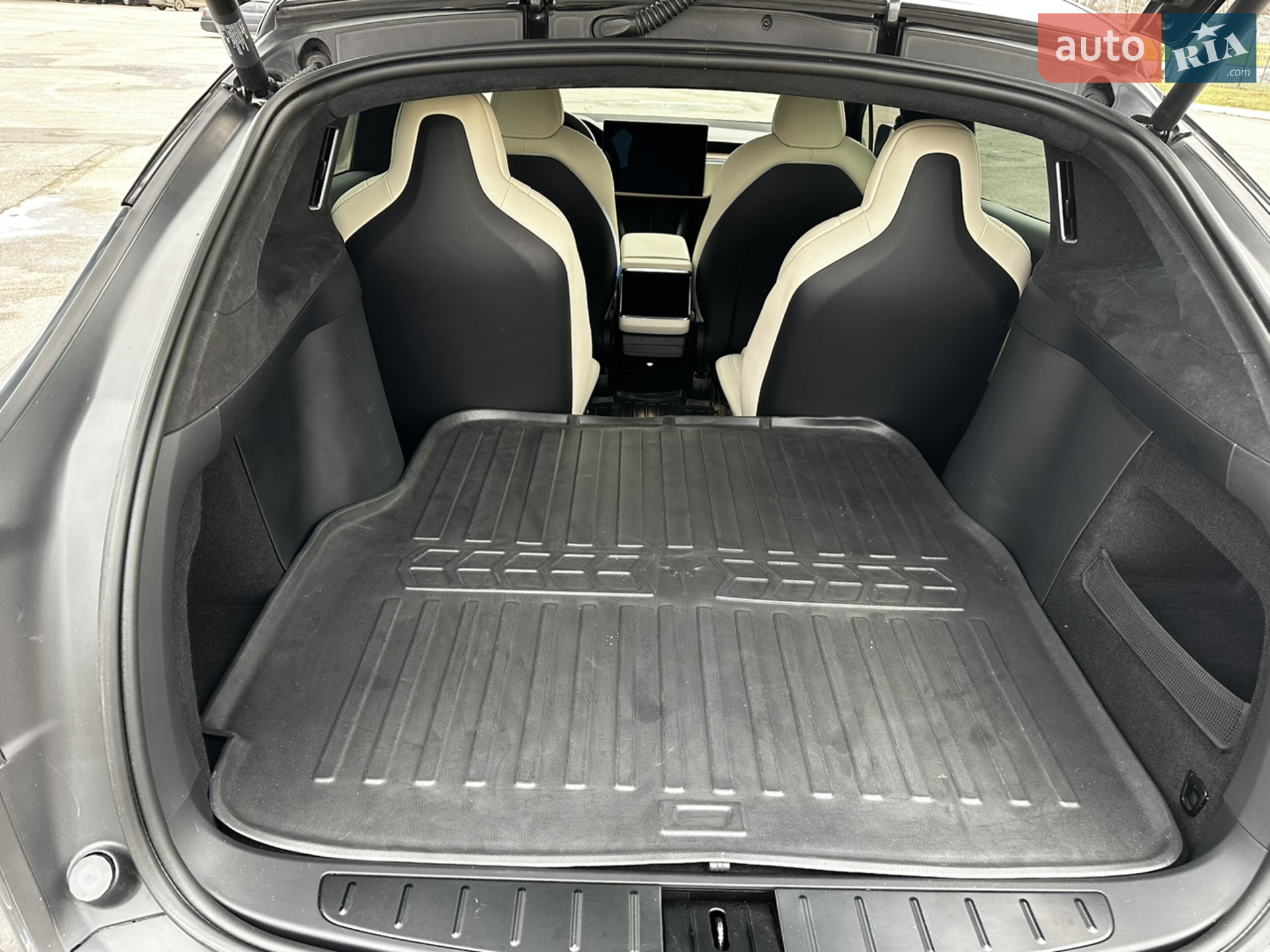 2022 Tesla Model X - мініатюра 16
