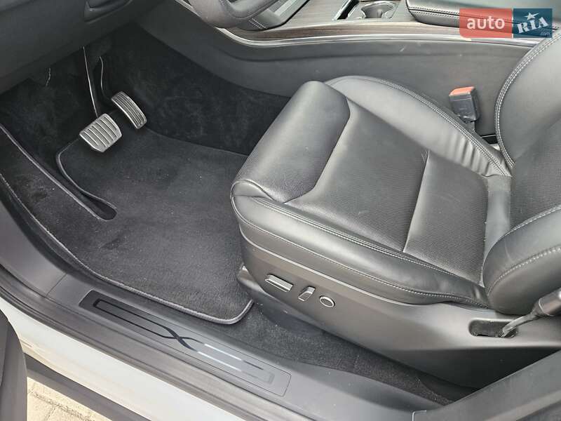 Внедорожник / Кроссовер Tesla Model X 2022 в Киеве фото 13 Внедорожник / Кроссовер Tesla Model X 2022 в Киеве