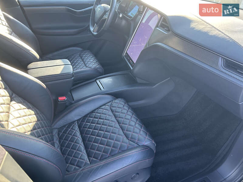 Внедорожник / Кроссовер Tesla Model X 2019 в Киеве фото 12 Внедорожник / Кроссовер Tesla Model X 2019 в Киеве