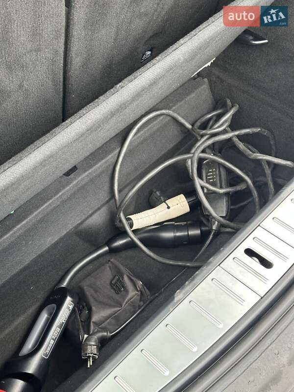 Внедорожник / Кроссовер Tesla Model X 2016 в Сумах фото 36 Внедорожник / Кроссовер Tesla Model X 2016 в Сумах