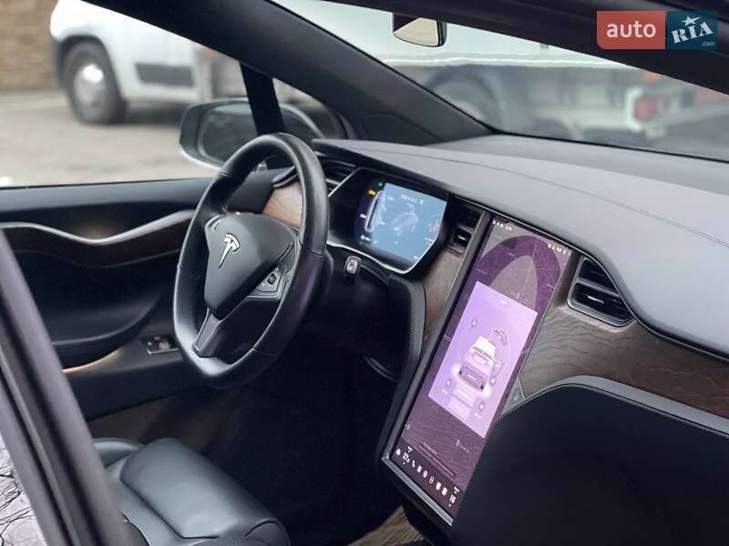 Позашляховик / Кросовер Tesla Model X 2019 в Києві фото 3 Позашляховик / Кросовер Tesla Model X 2019 в Києві