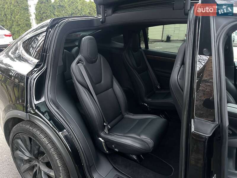 Позашляховик / Кросовер Tesla Model X 2019 в Києві фото 6 Позашляховик / Кросовер Tesla Model X 2019 в Києві