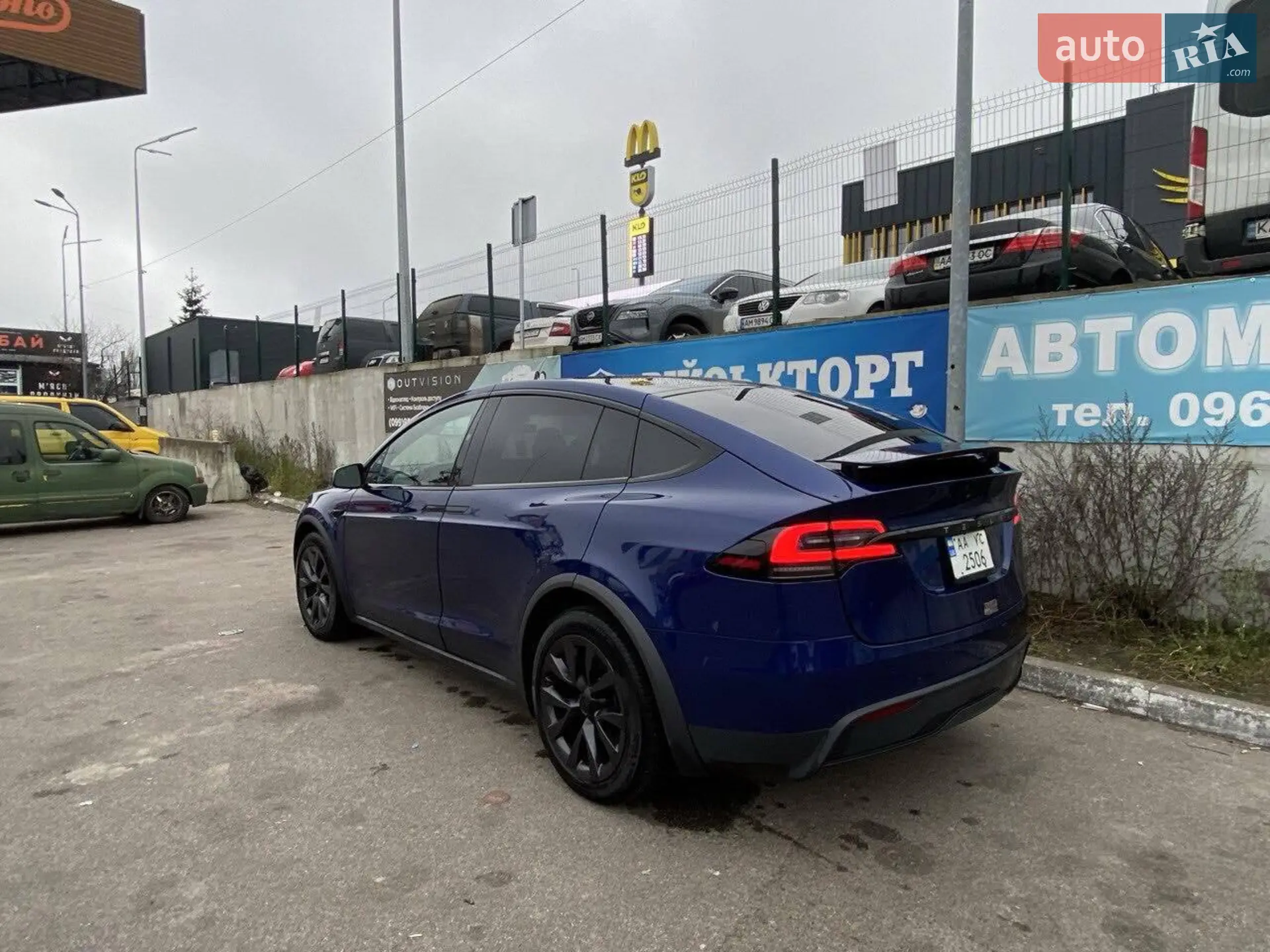 2023 Tesla Model X - мініатюра 3