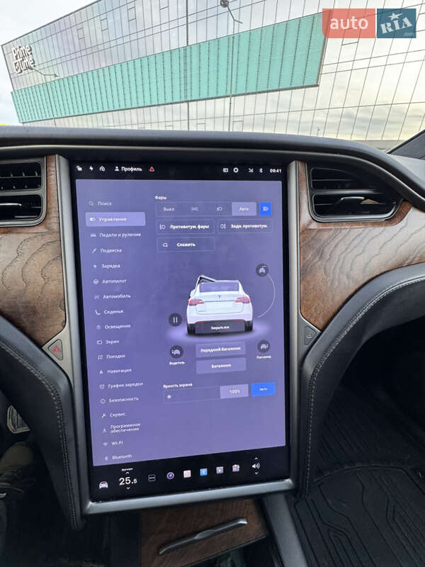 Внедорожник / Кроссовер Tesla Model X 2019 в Львове