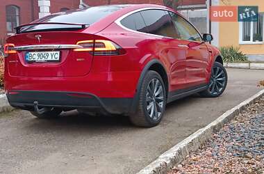 Позашляховик / Кросовер Tesla Model X 2017 в Стрию