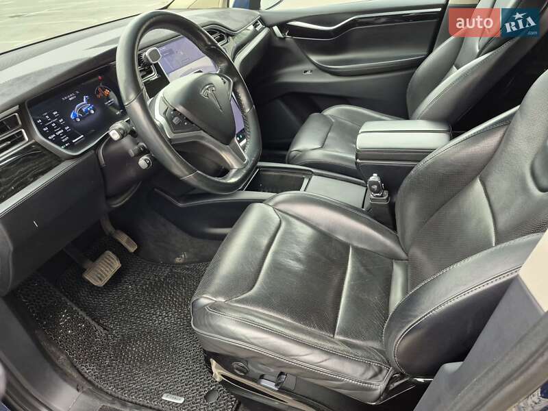 Внедорожник / Кроссовер Tesla Model X 2016 в Киеве фото 26 Внедорожник / Кроссовер Tesla Model X 2016 в Киеве