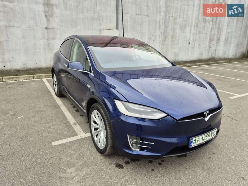 Внедорожник / Кроссовер Tesla Model X 2016 в Киеве фото 35 Внедорожник / Кроссовер Tesla Model X 2016 в Киеве