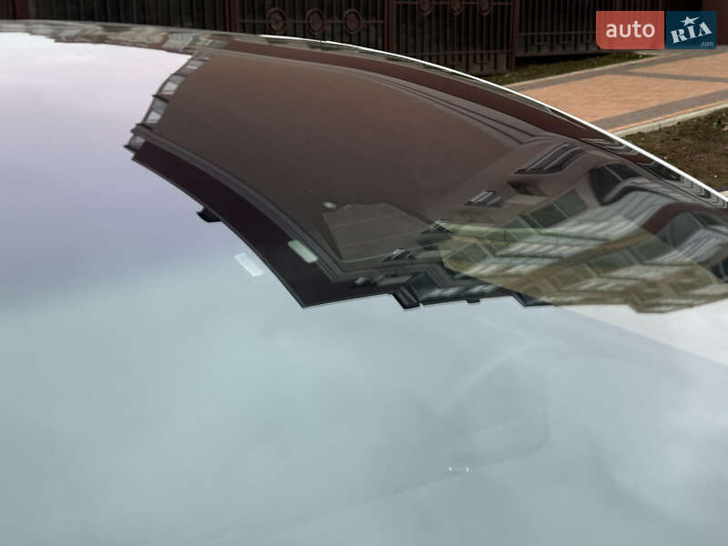 Позашляховик / Кросовер Tesla Model X 2019 в Умані