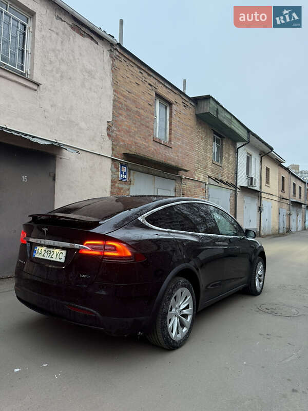 Внедорожник / Кроссовер Tesla Model X 2017 в Киеве