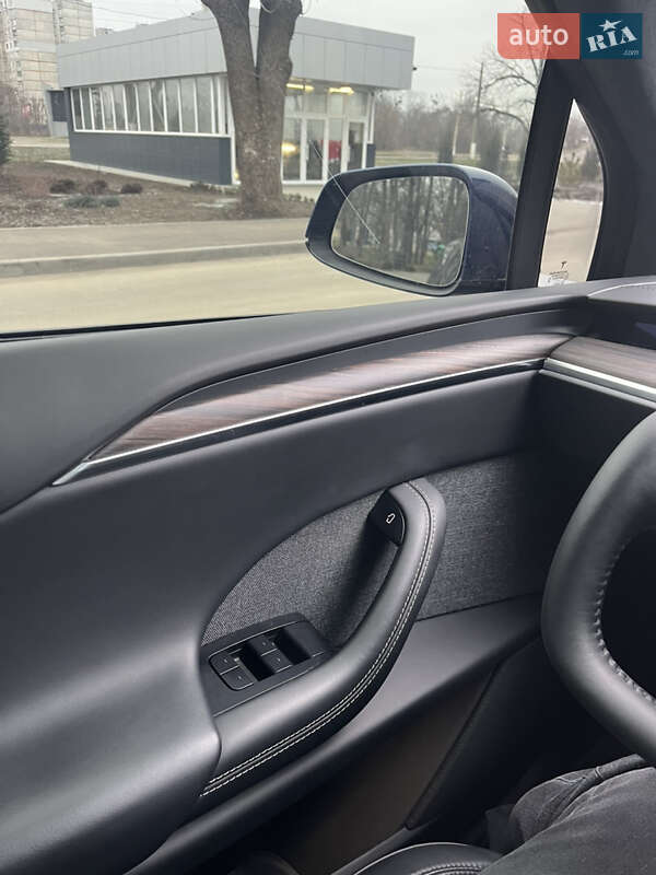 Внедорожник / Кроссовер Tesla Model X 2023 в Харькове