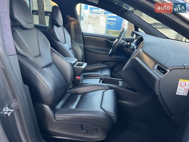 Внедорожник / Кроссовер Tesla Model X 2018 в Львове