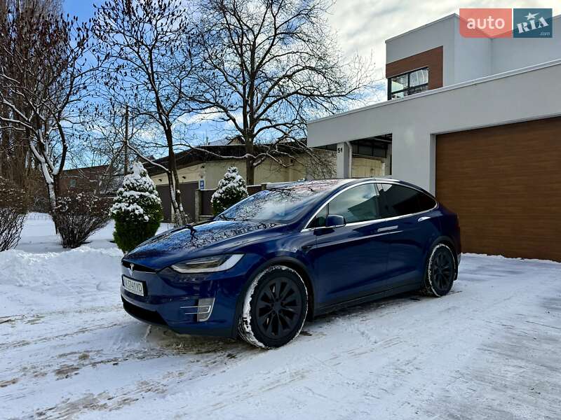 Внедорожник / Кроссовер Tesla Model X 2018 в Киеве