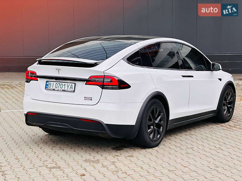 Внедорожник / Кроссовер Tesla Model X 2022 в Киеве