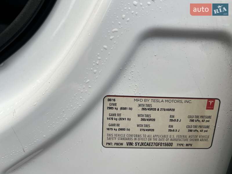 Внедорожник / Кроссовер Tesla Model X 2016 в Киеве