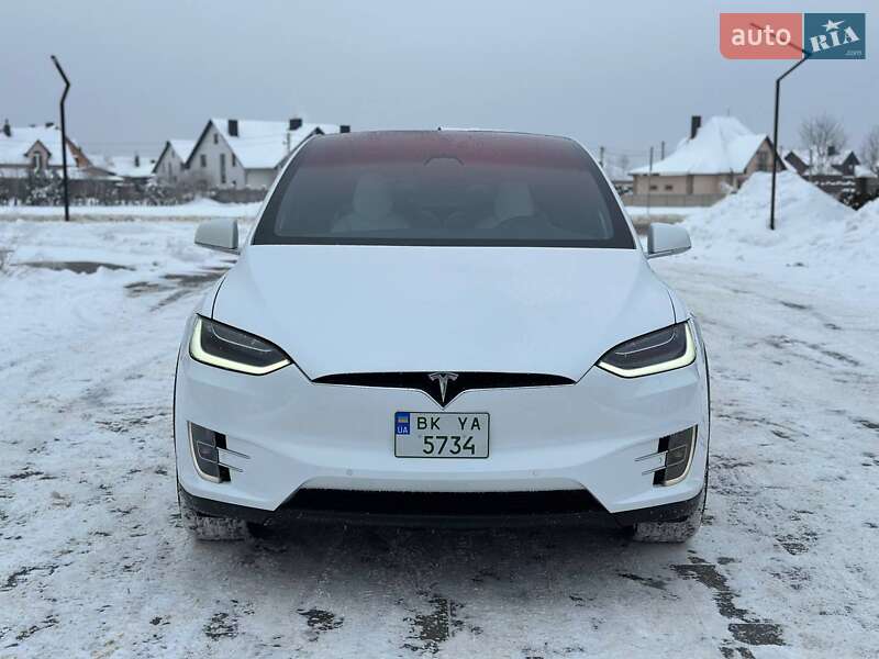 Внедорожник / Кроссовер Tesla Model X 2016 в Луцке фото 2 Внедорожник / Кроссовер Tesla Model X 2016 в Луцке