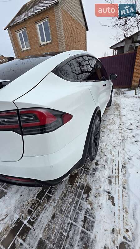 Внедорожник / Кроссовер Tesla Model X 2018 в Кривом Роге