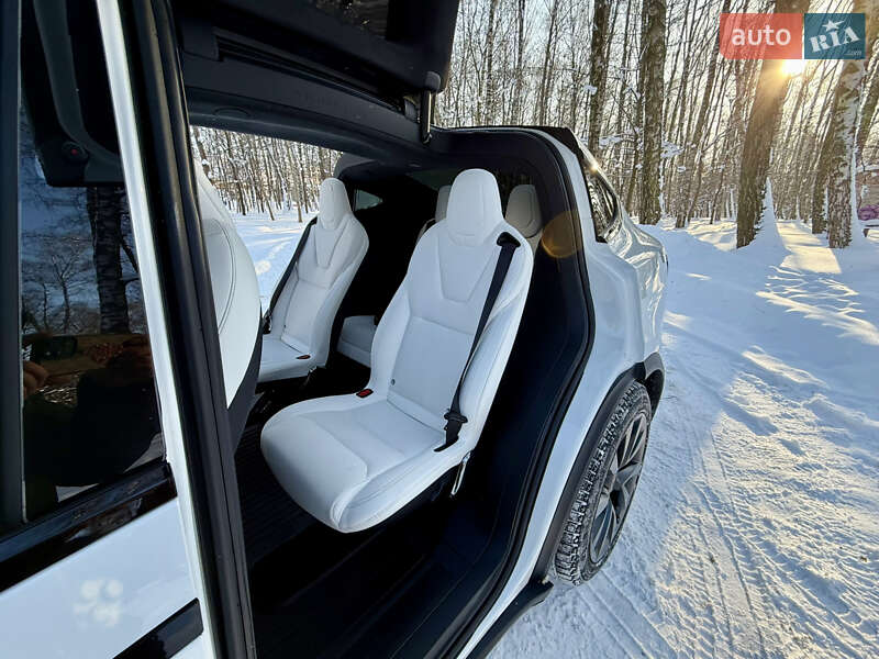 Внедорожник / Кроссовер Tesla Model X 2023 в Тернополе