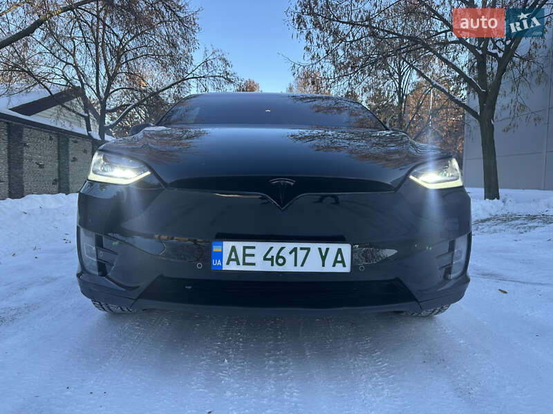 Внедорожник / Кроссовер Tesla Model X 2018 в Днепре