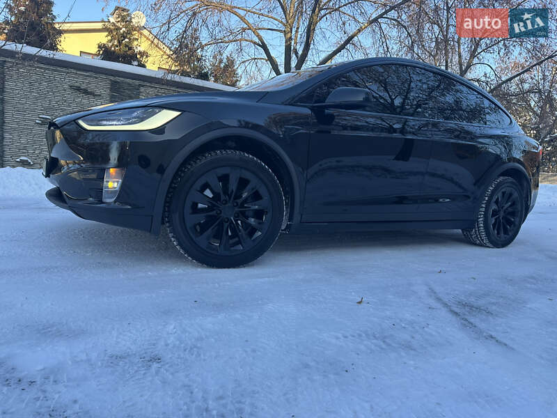 Внедорожник / Кроссовер Tesla Model X 2018 в Днепре