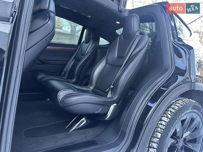 Внедорожник / Кроссовер Tesla Model X 2018 в Днепре