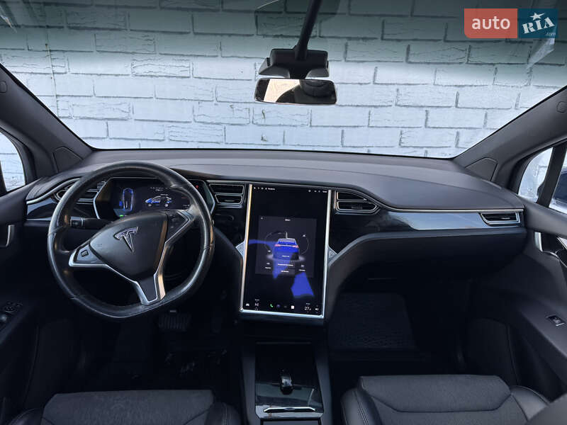 Позашляховик / Кросовер Tesla Model X 2018 в Києві