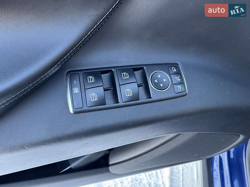 Позашляховик / Кросовер Tesla Model X 2018 в Києві