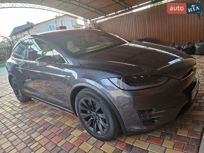Позашляховик / Кросовер Tesla Model X 2020 в Києві