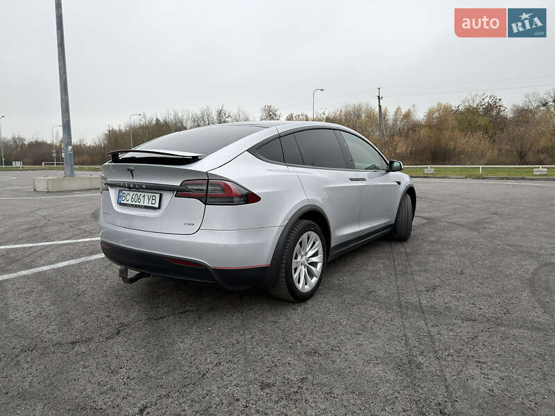 Внедорожник / Кроссовер Tesla Model X 2017 в Львове фото 8 Внедорожник / Кроссовер Tesla Model X 2017 в Львове
