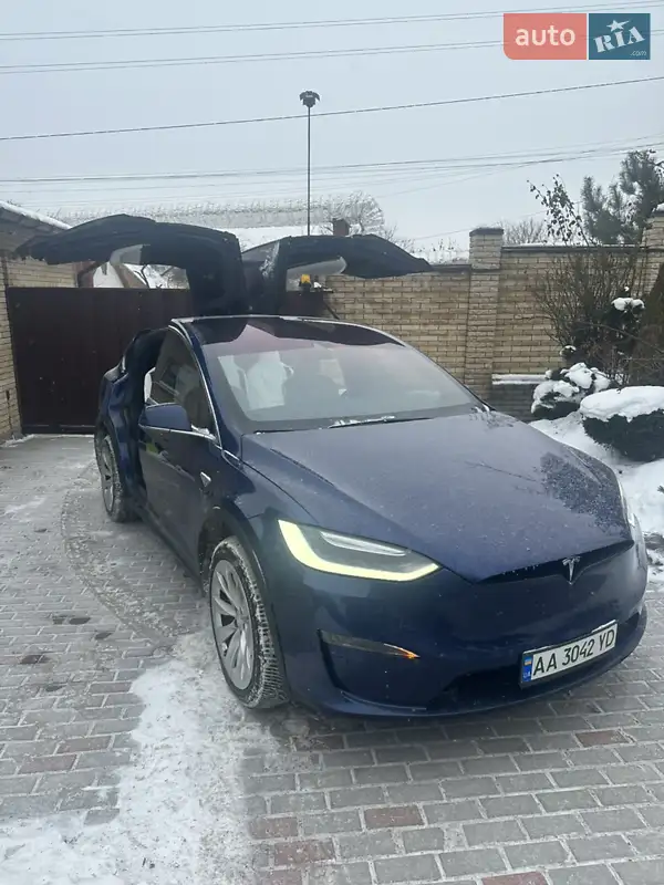 Tesla Model X